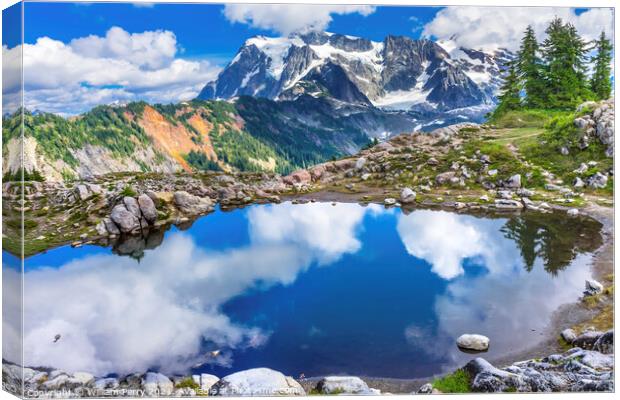 Mount Shuksan Pool Artist Point Washington State  Canvas Print by William Perry