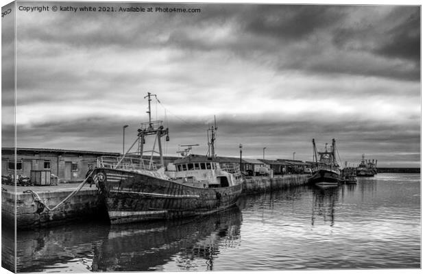 fishing boats ,black and white Canvas Print by kathy white