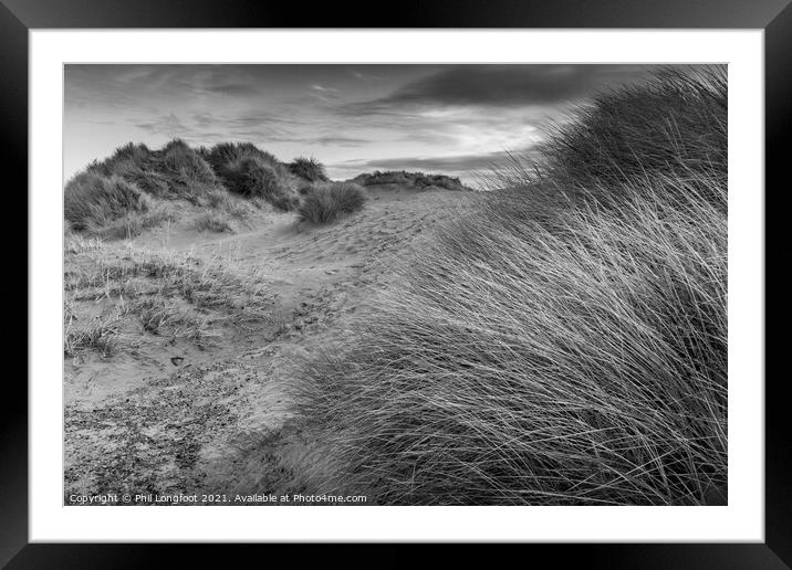 Winter sand dunes  Framed Mounted Print by Phil Longfoot