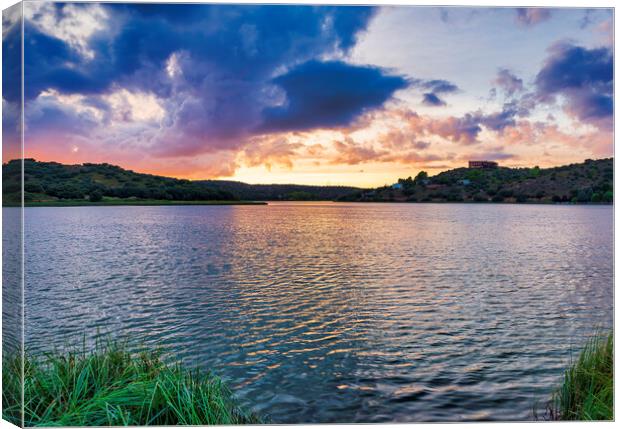 Calm sunset in the Lagunas de Ruidera Canvas Print by Vicen Photo