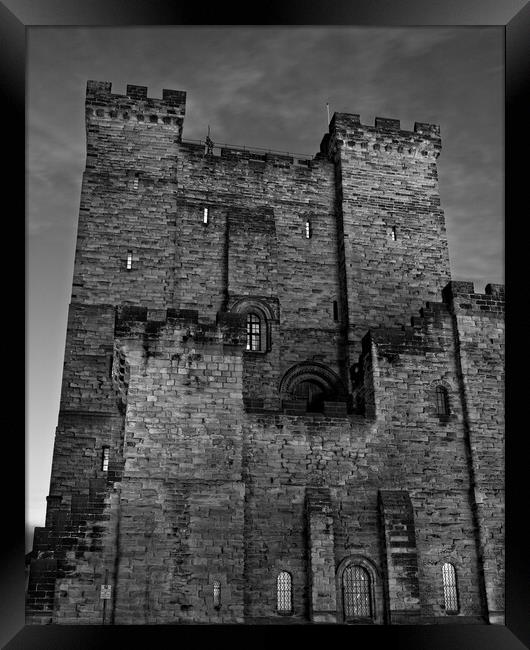 Castle Keep, Newcastle upn Tyne Framed Print by Rob Cole