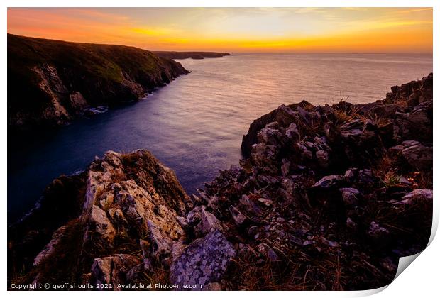 Sunset on the Pembrokeshire Coast Print by geoff shoults