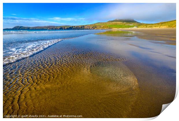 Whitesands beach, Pembrokeshire Print by geoff shoults