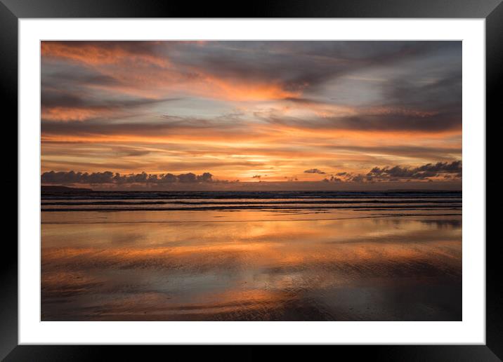Westward Ho! Reflective beach sunset Framed Mounted Print by Tony Twyman