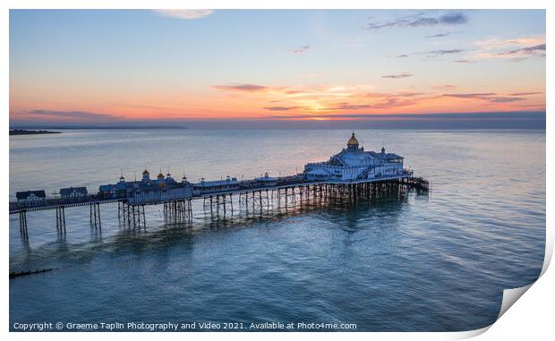 Eastbourne Pier sunrise Print by Graeme Taplin Landscape Photography