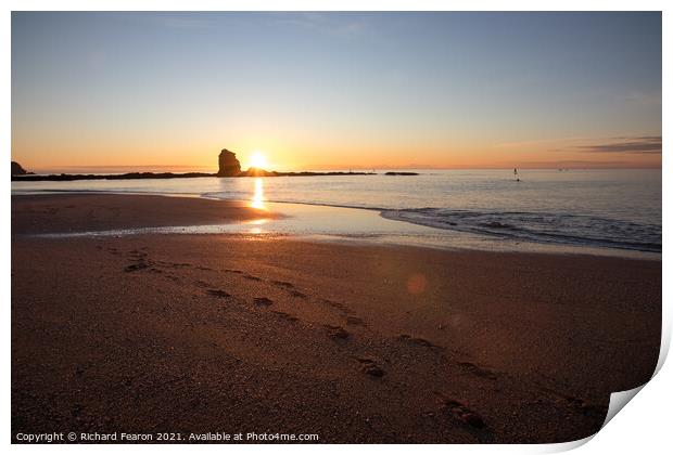 Warm sun setting on the beach at South Milton Print by Richard Fearon
