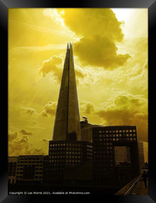 The Shard, London, Golden Sky Framed Print by Les Morris