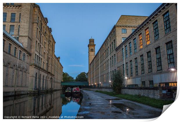 Leeds - Liverpool canal at Saltaire  Print by Richard Perks
