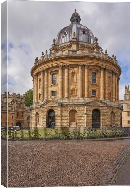 The Radcliffe Camera Canvas Print by Richard Downs