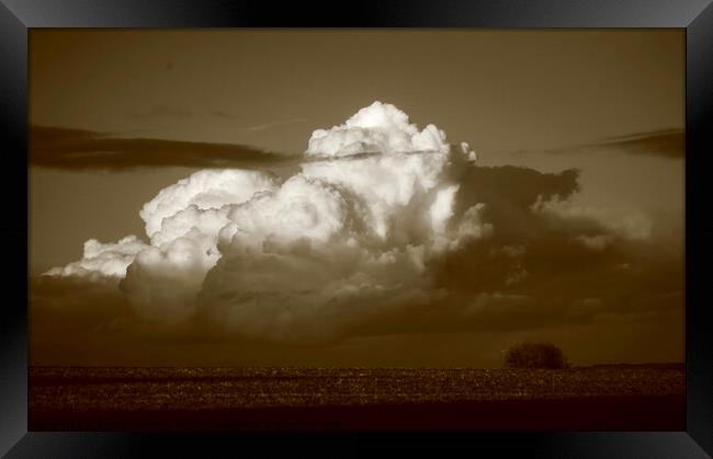 cumulous cloud Framed Print by Simon Johnson