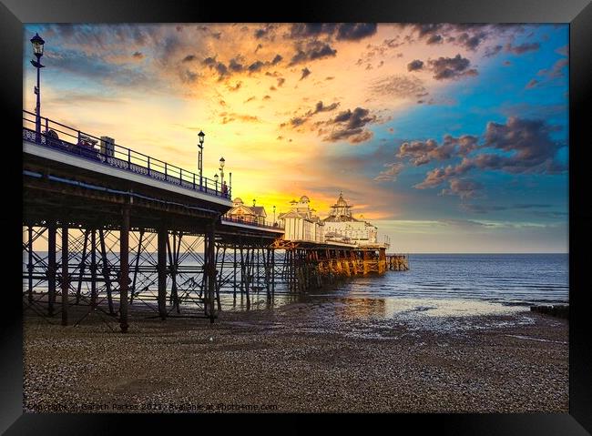 Eastbourne Pier Sunrise Framed Print by Gareth Parkes