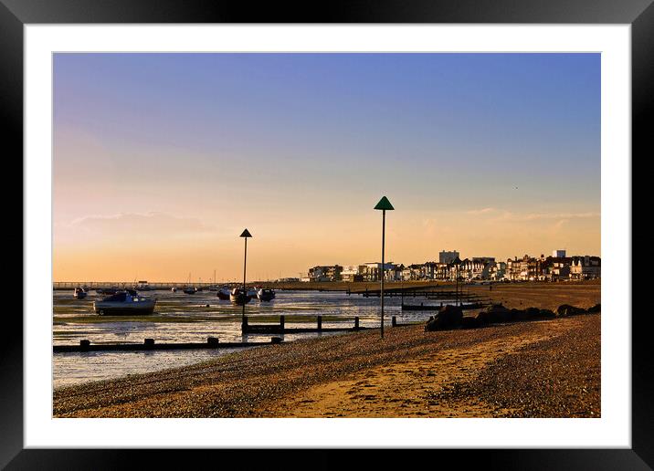 Thorpe Bay Beach Essex England Framed Mounted Print by Andy Evans Photos