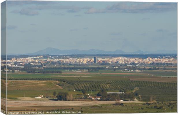 Badajoz view of the city with landscape from Elvas in Alentejo, Portugal Canvas Print by Luis Pina