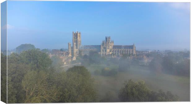 Misty morning in Ely, 9th October 2021 Canvas Print by Andrew Sharpe