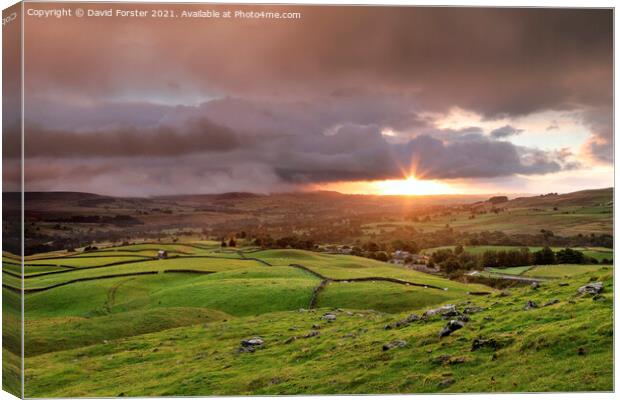 Sunrise over Teesdale viewed from the Ancient Burial Mound of Ki Canvas Print by David Forster