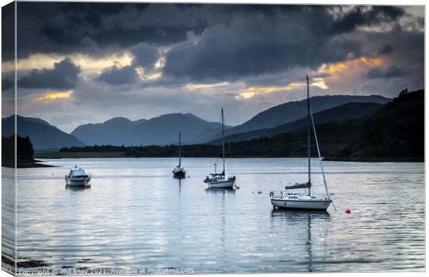A Scottish Sunset  Canvas Print by Phil Reay
