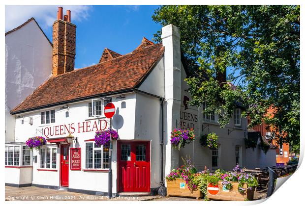The Queens Head public house, Aylesbury Print by Kevin Hellon