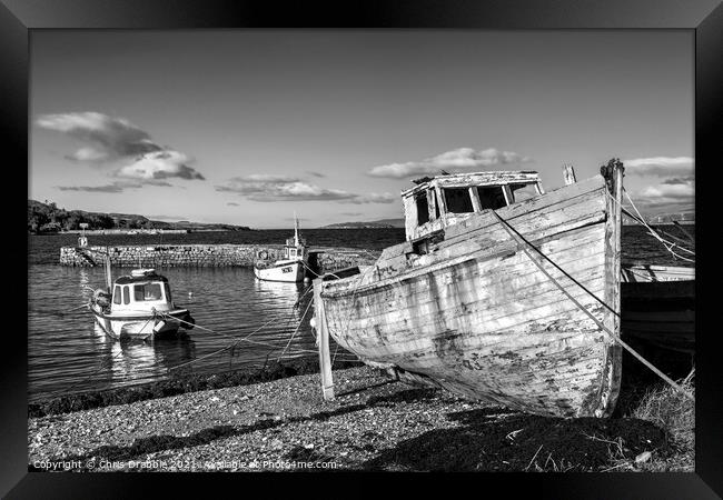 Boats at Broadford in mono Framed Print by Chris Drabble