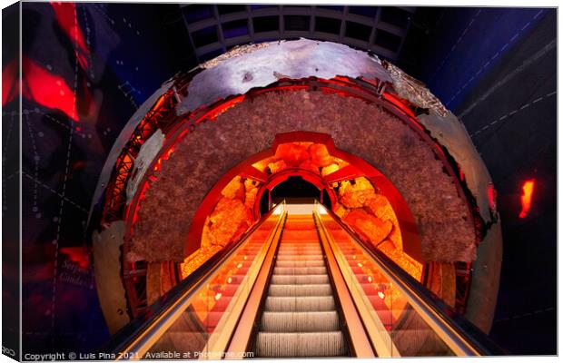 Natural History Museum Entrance in London, England Canvas Print by Luis Pina