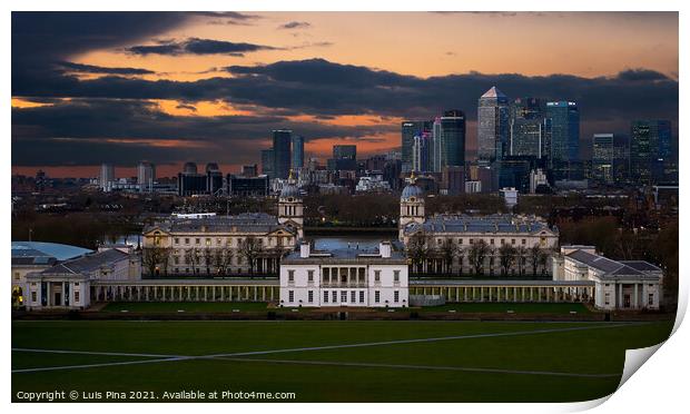 Greenwich Observatory and Canary Wharf in London at sunset, in England Print by Luis Pina