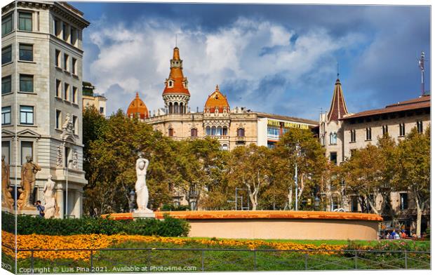 Placa de Catalunya in Barcelona, Spain Canvas Print by Luis Pina