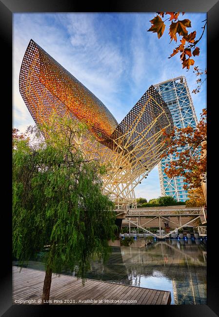 Golden Fish statue in Barcelona, Spain Framed Print by Luis Pina