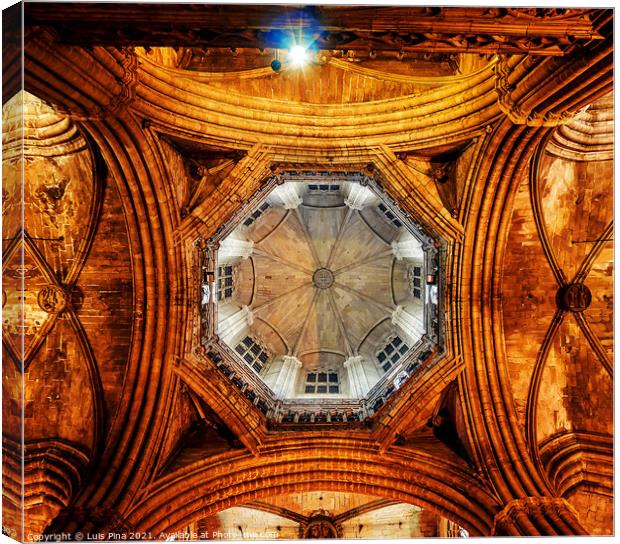 Ceiling of Barcelona Cathedral Canvas Print by Luis Pina