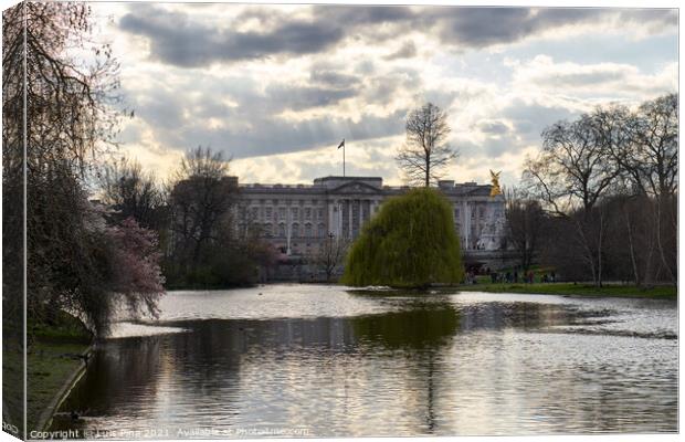 Buckingham Palace and St James Park in London, England Canvas Print by Luis Pina