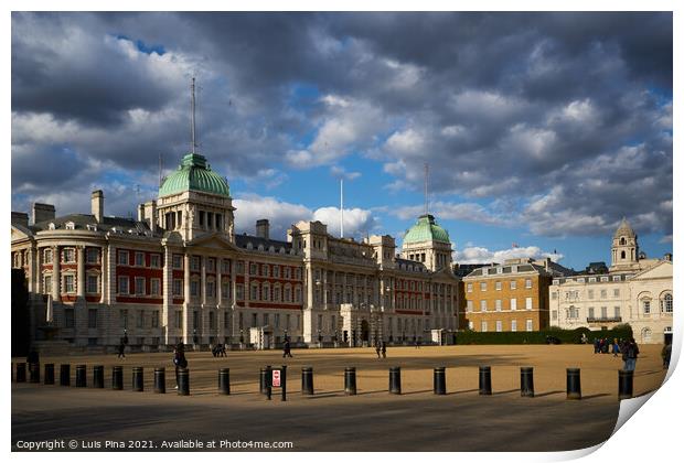 Horse Guards Palace Print by Luis Pina