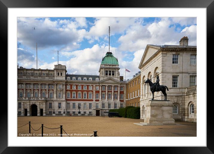 Horse Guards Palace Framed Mounted Print by Luis Pina