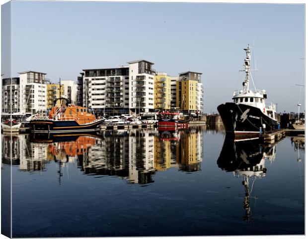 Soverign Harbour reflection Canvas Print by Gareth Parkes