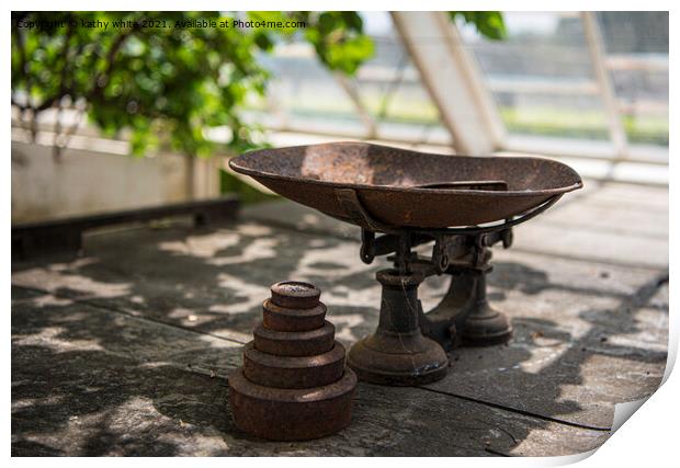 Old weighing scales  Print by kathy white