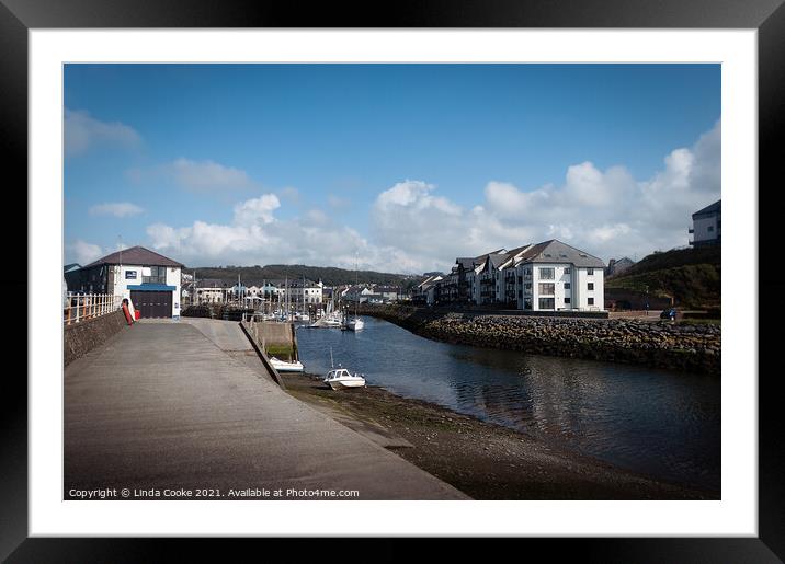 Aberystwyth Harbour and Marina Framed Mounted Print by Linda Cooke