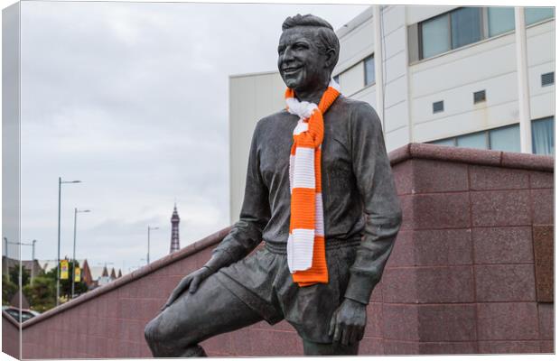 Jimmy Armfield statue in front of Blackpool Tower Canvas Print by Jason Wells