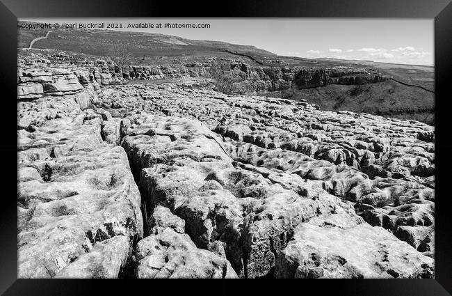 Limestone Pavement Malham Cove Yorkshire Dales mon Framed Print by Pearl Bucknall