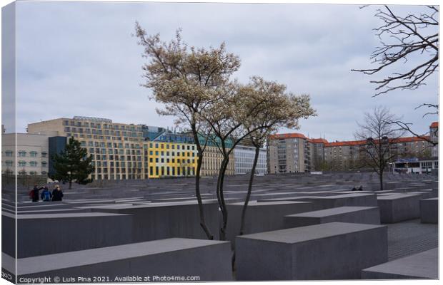 Memorial to the Murdered Jews of Europe in Berlin Canvas Print by Luis Pina