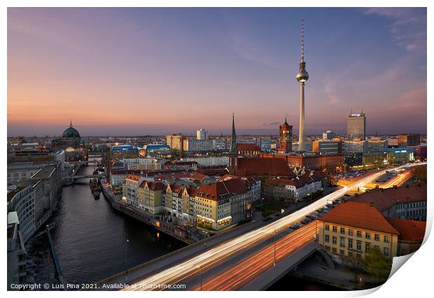 Aerial view of Berlin skyline and Spree river at sunset Print by Luis Pina