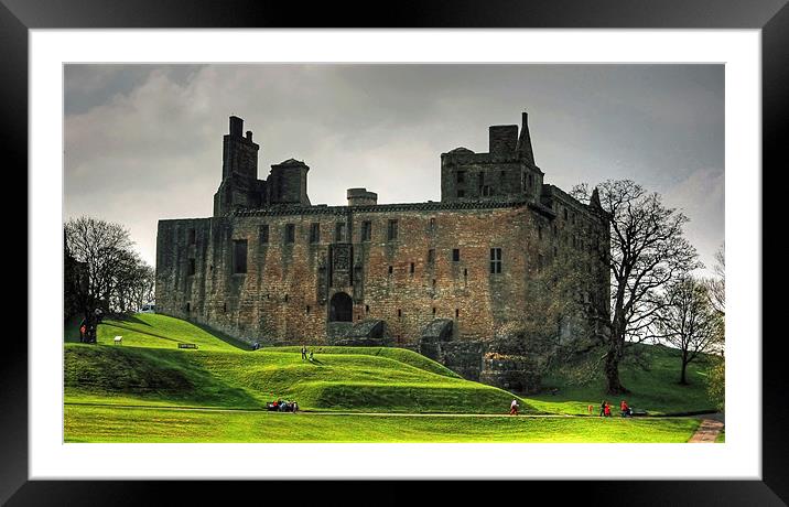 Linlithgow Royal Palace Framed Mounted Print by Tom Gomez