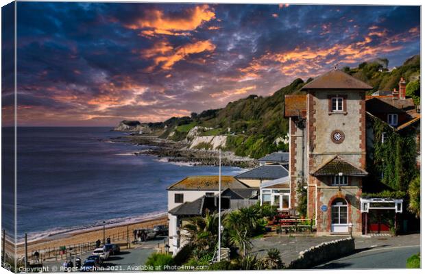 Sunset in Ventnor Isle of Wight Canvas Print by Roger Mechan