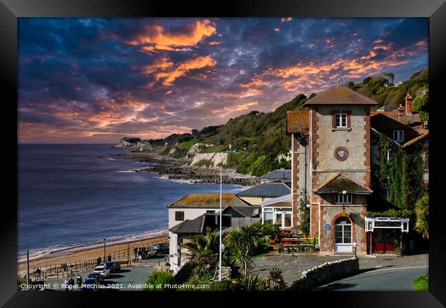 Sunset in Ventnor Isle of Wight Framed Print by Roger Mechan