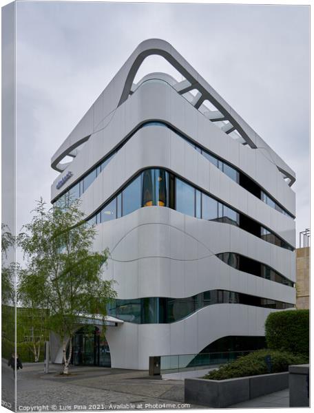 Ottobock Science Center Building exterior in Berlin Canvas Print by Luis Pina