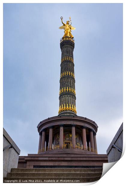 Victory Column Siegessäule in Berlin on a cloudy day Print by Luis Pina