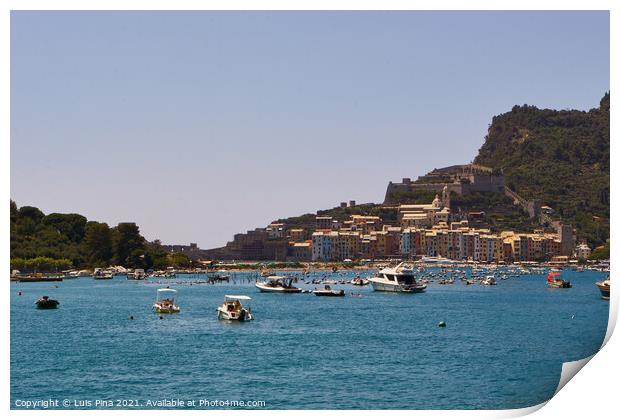  View of the beach and boats in Portovenere in Italy Print by Luis Pina