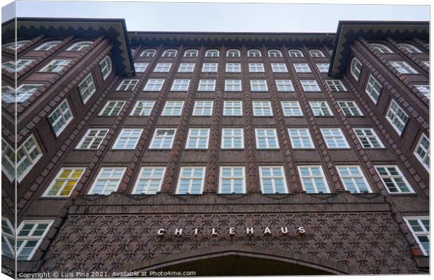 Chilehaus Chile House office building in Hamburg Canvas Print by Luis Pina