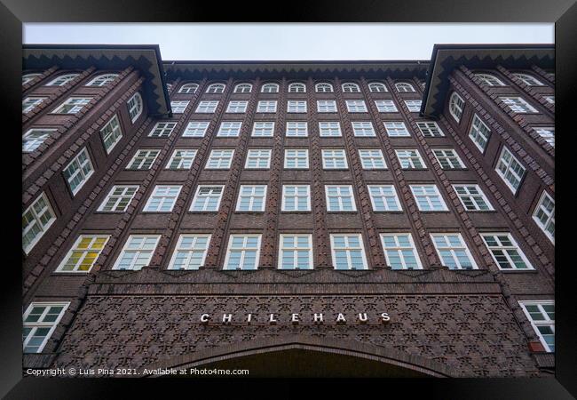 Chilehaus Chile House office building in Hamburg Framed Print by Luis Pina
