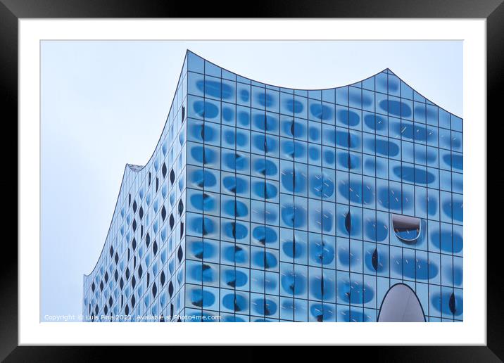 Detail of the top part of the Elbphilharmonie concert hall in Hamburg Framed Mounted Print by Luis Pina