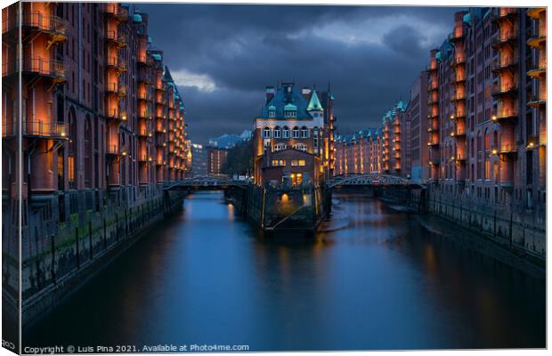 Traditional Buildings At The Speicherstadt Area In Hamburg Canvas Print by Luis Pina