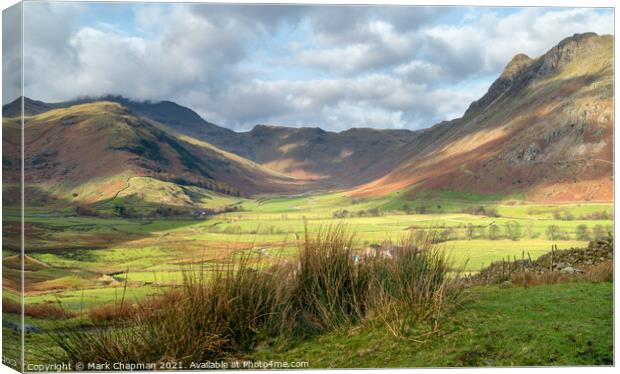 Mickleden and Oxendale valleys, Langdale Canvas Print by Photimageon UK
