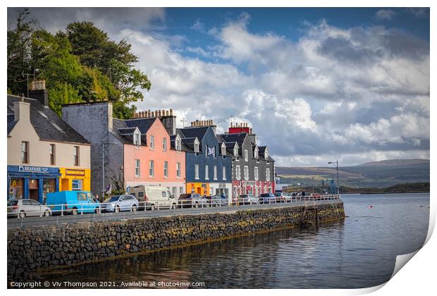 Picturesque Tobermory Print by Viv Thompson