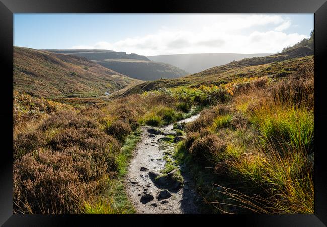 The Pennine way at Crowden in Derbyshire Framed Print by Andrew Kearton